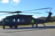 Tlakové plnenie vrtuľníka UH-60M počas chodu motorov - Hot Refueling
